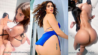 Allison Cactus comiendo el coño de su amiga lesbiana