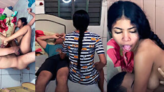 Está enfermo y su hermanastra le ayuda a bajar la fiebre follando duro