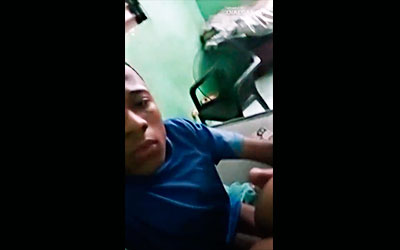 Enano dominicano por fin ve a Linda y se la mete al banquero