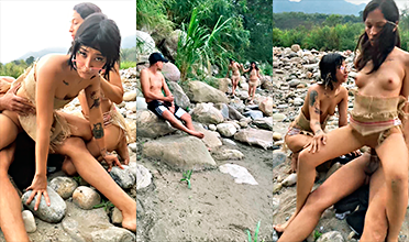 2 putas indígenas lo atrapan y también lo ayudan follando en tríos