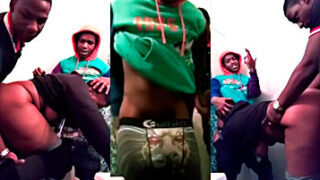 Los pillan cogiendo en el baño y hasta discuten