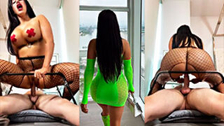 Valerie Kay incluso se orina encima de la polla