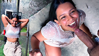 La Vecina Atrevida Se Va Sin Permiso A Chuparle La Polla Al Vecino