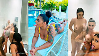 KKVSH y Alex Morgan se montan un trío lésbico en el baño