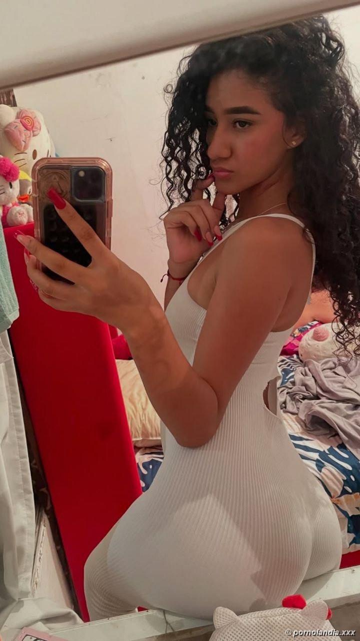 Morena magrinha nua do corpo perfeito - Foto 249816