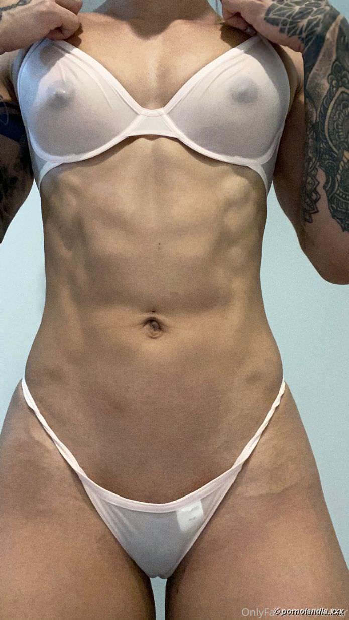 Gostosa fitness nua em fotos intimas - Foto 237132